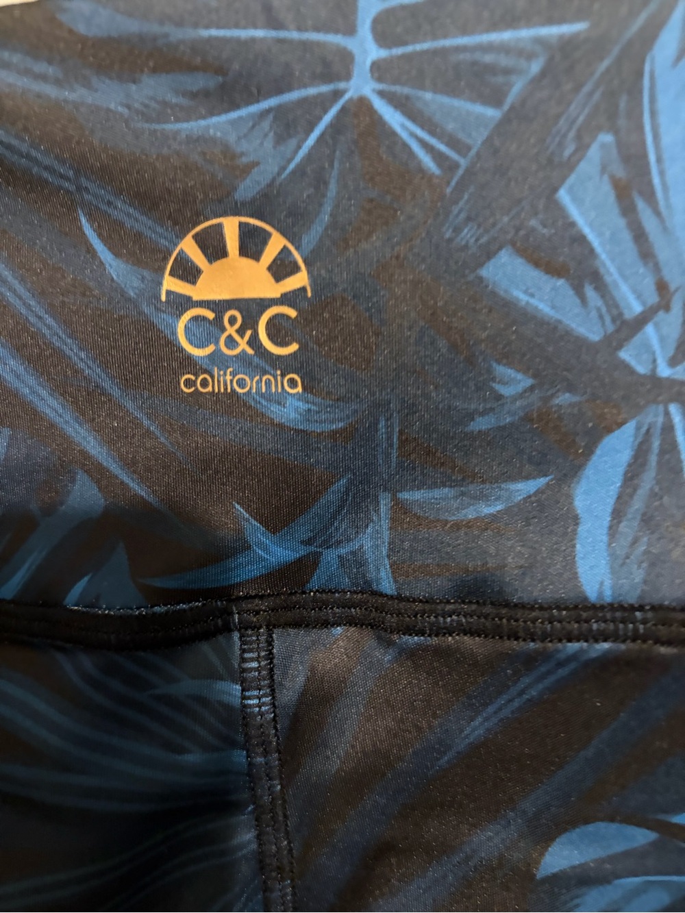 NWT women’s C&C leggings - Picture 6 of 6
